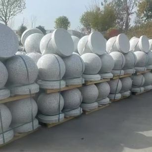 榆林 白麻花岗岩石材圆球，石球，挡车球，隔离球，景观石球，风水球等