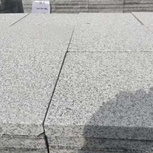 榆林 白麻花岗岩石材推荐 荔枝面地铺石