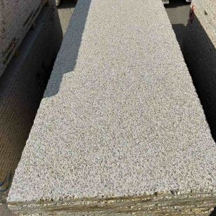 榆林 黄金麻花岗岩荔枝面毛板，半成品