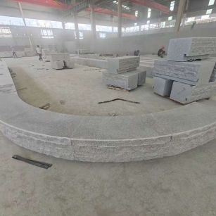 榆林 芝麻白异形坐凳，自然面光面弧形加工