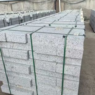 榆林 白麻花岗岩路沿石，弧形路沿石，道牙石，马路牙子，界石，路缘石，平沿石，直岩石，平缘石等