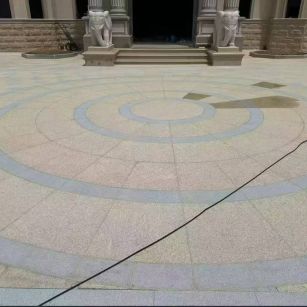 榆林 黄金麻芝麻灰花岗岩石材地铺拼接效果