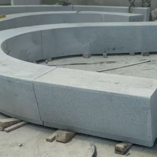 榆林 芝麻白花岗岩光面弧形坐凳