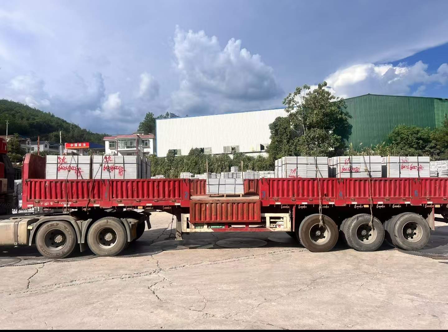 榆林 芝麻灰花岗岩地铺石出货日常