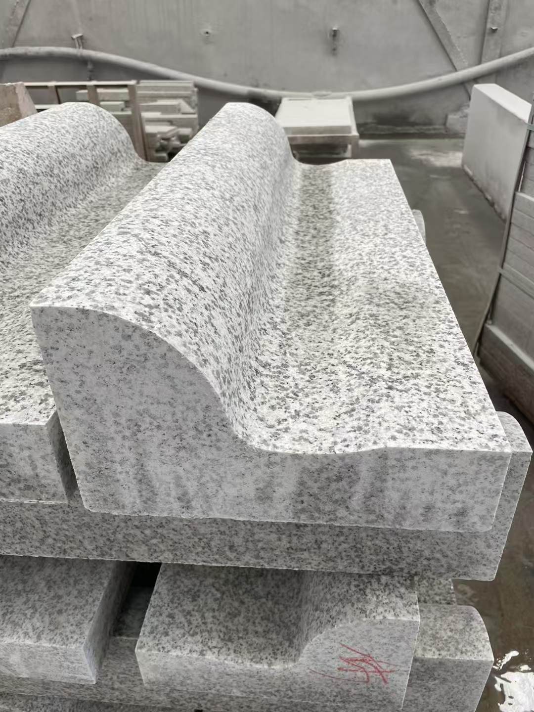 榆林 白麻花岗岩S型路沿石，路侧石，马路牙子等