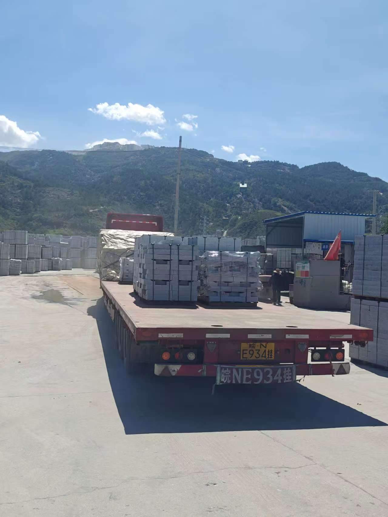 榆林 芝麻白仿形路沿石，直形路沿石