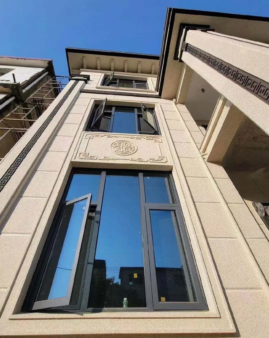 榆林 黄金麻荔枝面别墅外墙干挂效果展示