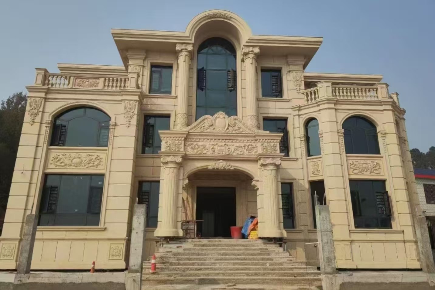 榆林 黄金麻花岗岩别墅外墙干挂